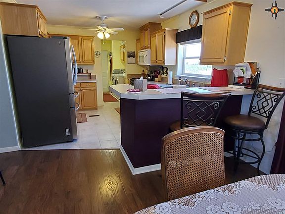 5th image of 640 Arrowhead Dr NW