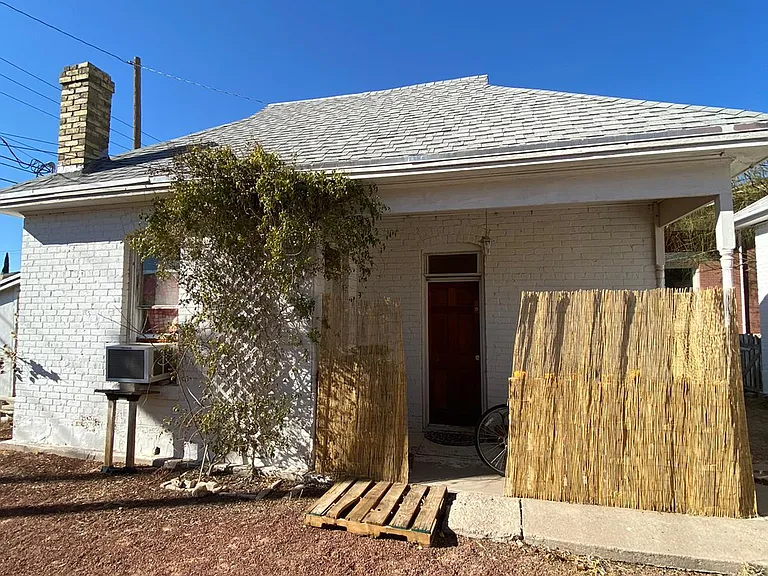 1315 N Florence St — Photo 9