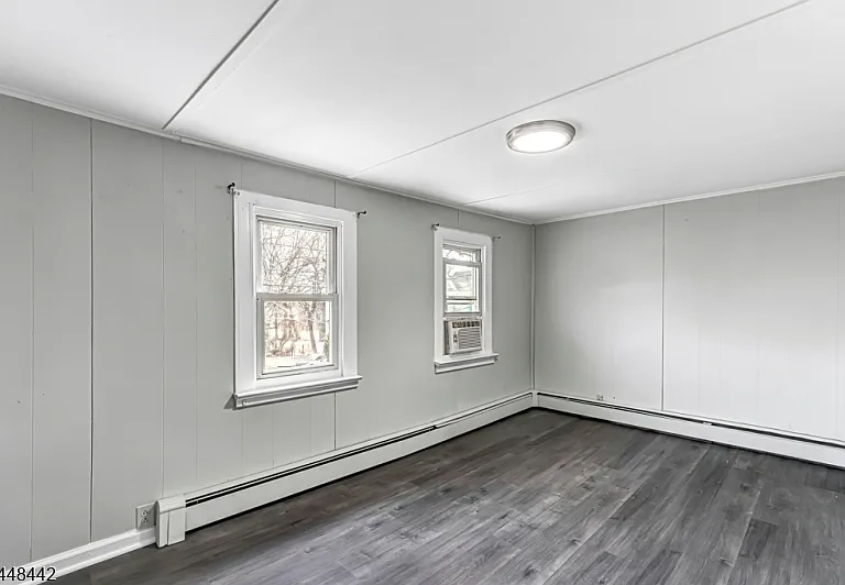 273 W Main St — Photo 11