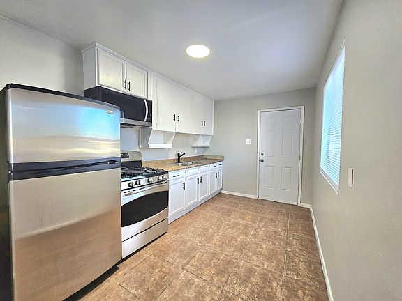 5th image of 1507 W Tonto St APT 1
