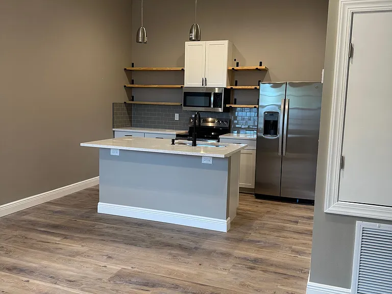 923 Hagle Park Rd — Photo 1