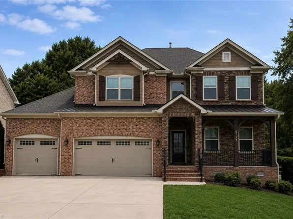 5722 Woodrose Ln, Greensboro, NC 27410