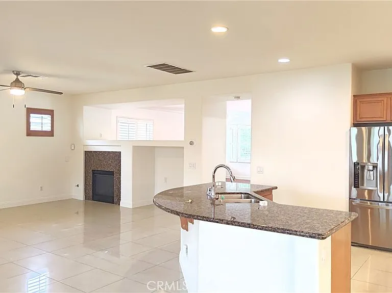 12554 Desert Springs St — Photo 6