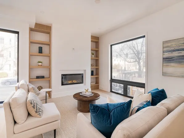 358 Western Ave #358, Cambridge, MA 02139