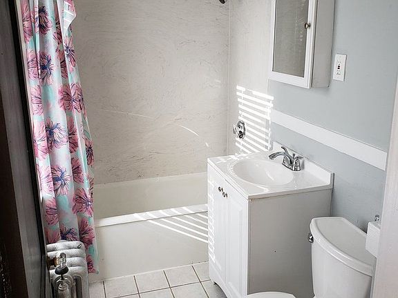 5th image of 176 Lafayette St APT 11