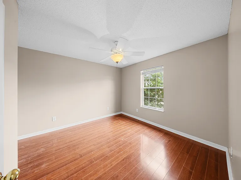 346 Hawthorne Oaks Way — Photo 5