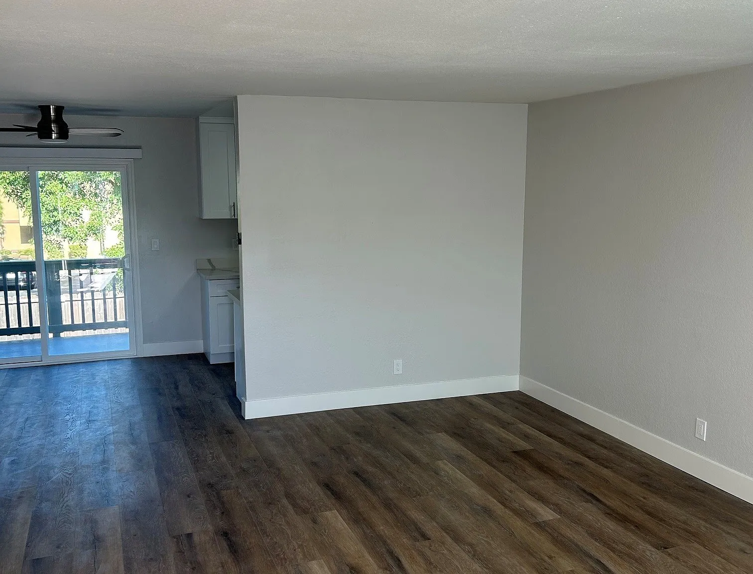 495 Richfield Dr — Photo 4