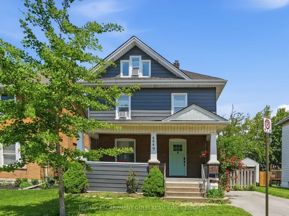 4849 Willmott St, Niagara Falls, ON L2E 1Z5