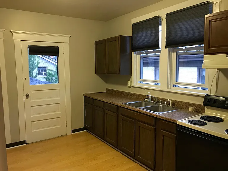2928 Espy Ave #2 — Photo 4