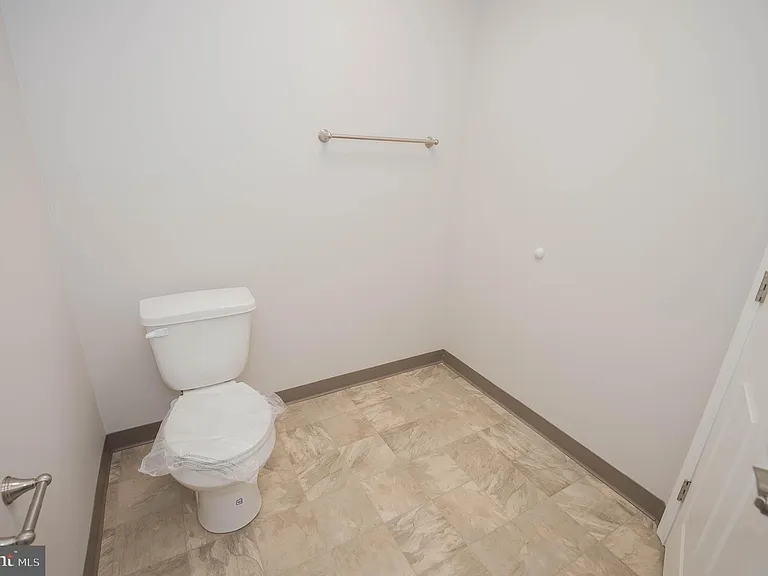 123 Bateman St #2-206C — Photo 54