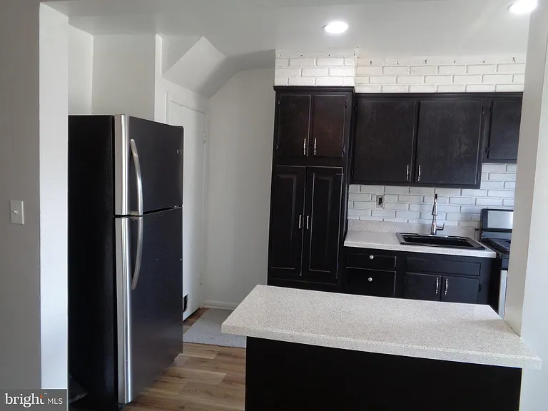 2245 Graythorn Rd — Photo 14