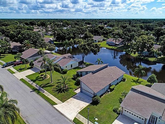 2nd image of 405 Cypress Forest Dr