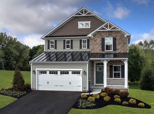 1688 Jasper Dr, Farmington, NY 14425