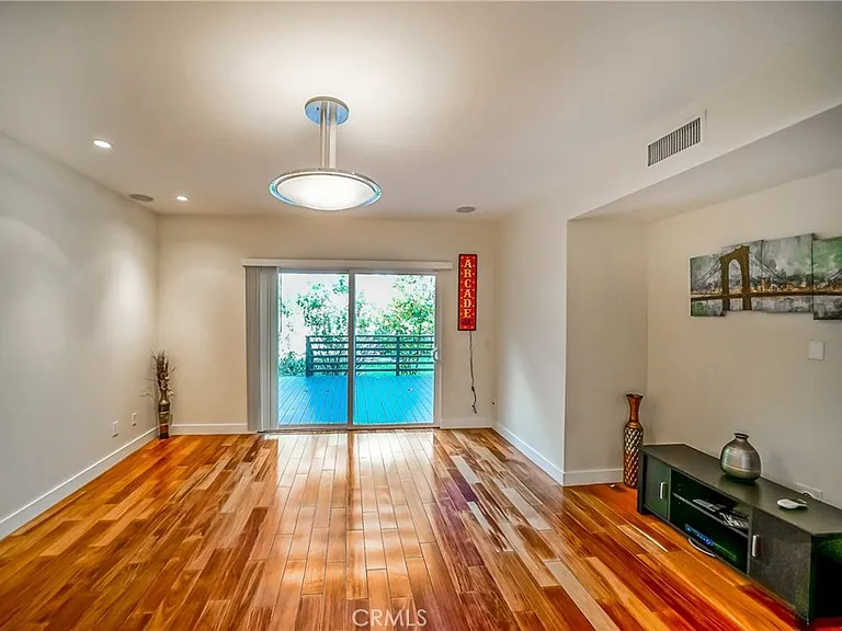 5512 Leghorn Ave — Photo 55
