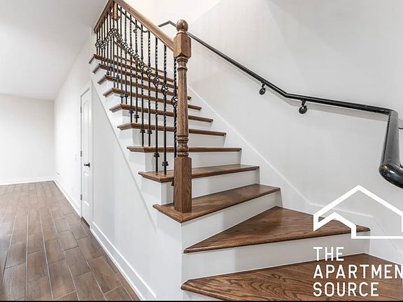 5th image of 3324 N Avers Ave #3N