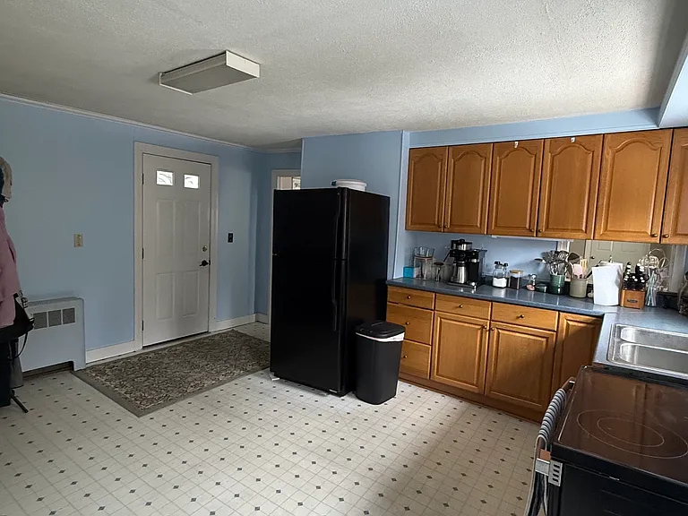 340 Water St #1 — Photo 4