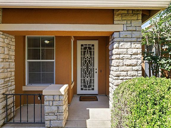 3rd image of 5309 Fox Trotter Way