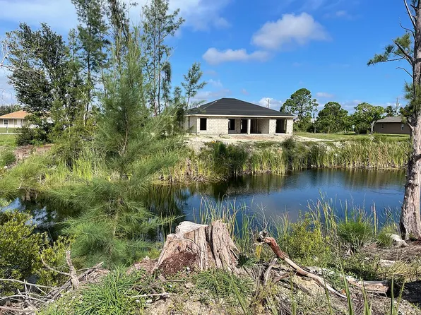 1812 NW 21st Ave, Cape Coral, FL 33993