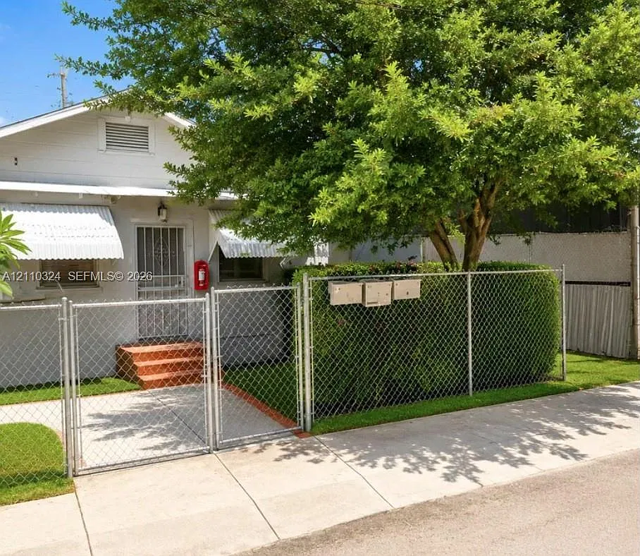 24 53 41 Orchard Villa Tr — Photo 1