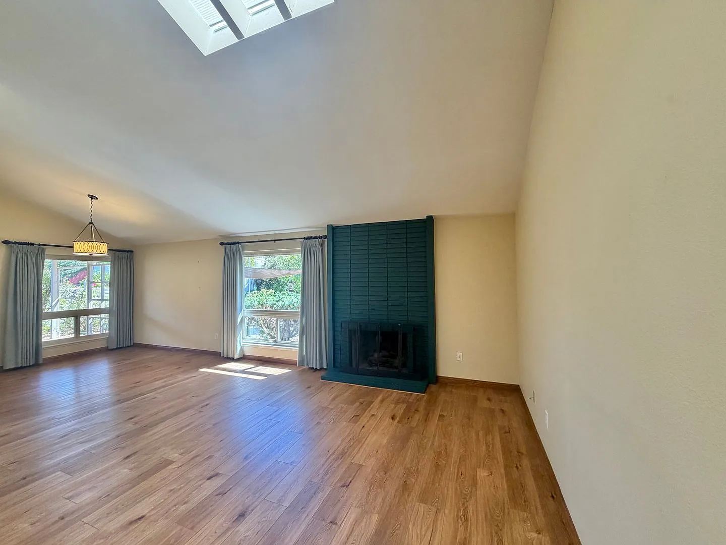 Spacious 3-Bedroom Home with Solar in 55+ Community! — Photo 3