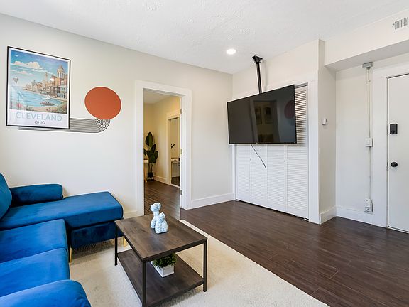 3rd image of 13476 Clifton Blvd #106