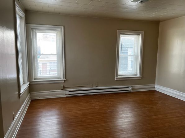 915 W Turner St APT 2