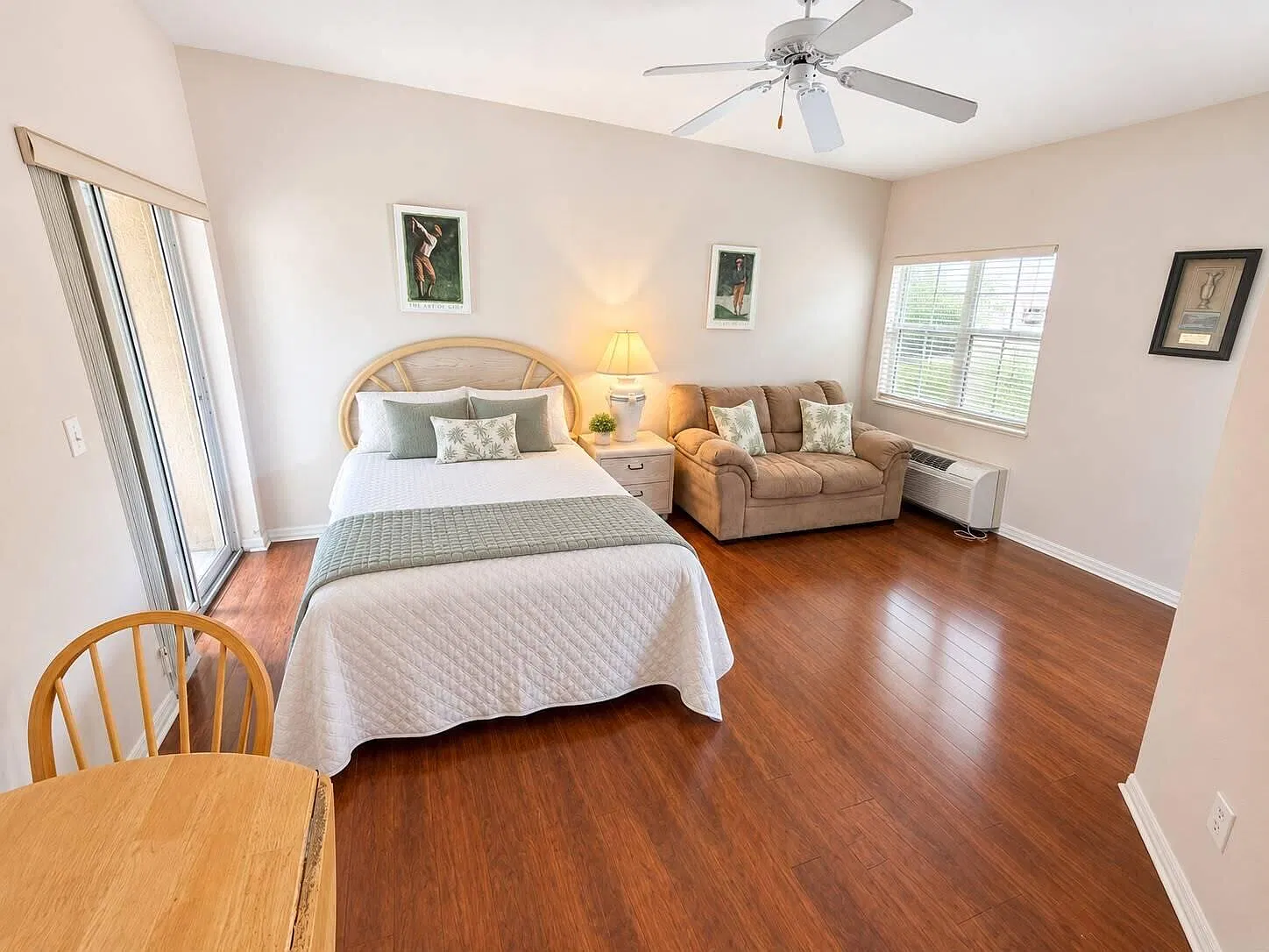 1 bed, 1.0 bath, 450 sqft, $1,200 — Photo 4