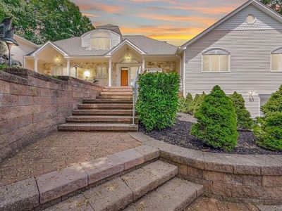 2 Centershore Road, Centerport, NY, 11721