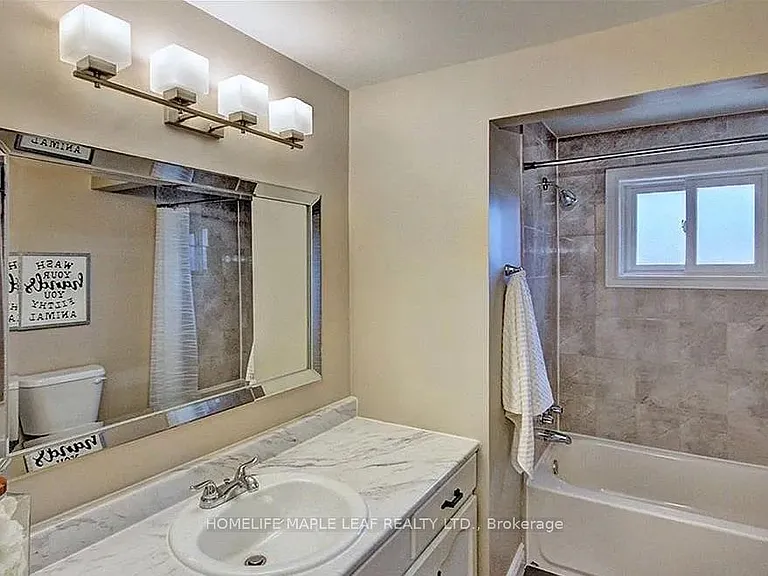 23 Barrett Cres — Photo 9