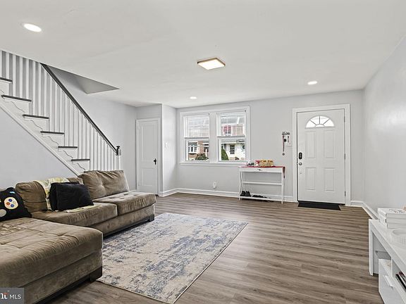 4th image of 7213 Montague St