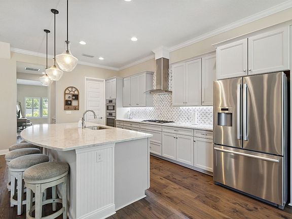 4th image of 96034 Ocean Breeze Way
