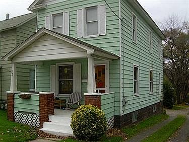1st image of 449 S Main St