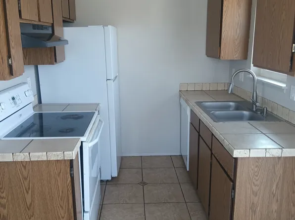 1103 N Buchanan St APT D, Kennewick, WA 99336
