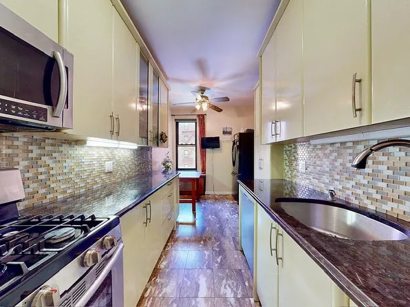 3100 Brighton 3 St #4, Brooklyn, NY 11235