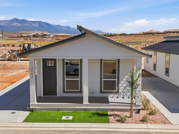 2754 W Crestview Ln, Hurricane, UT 84737