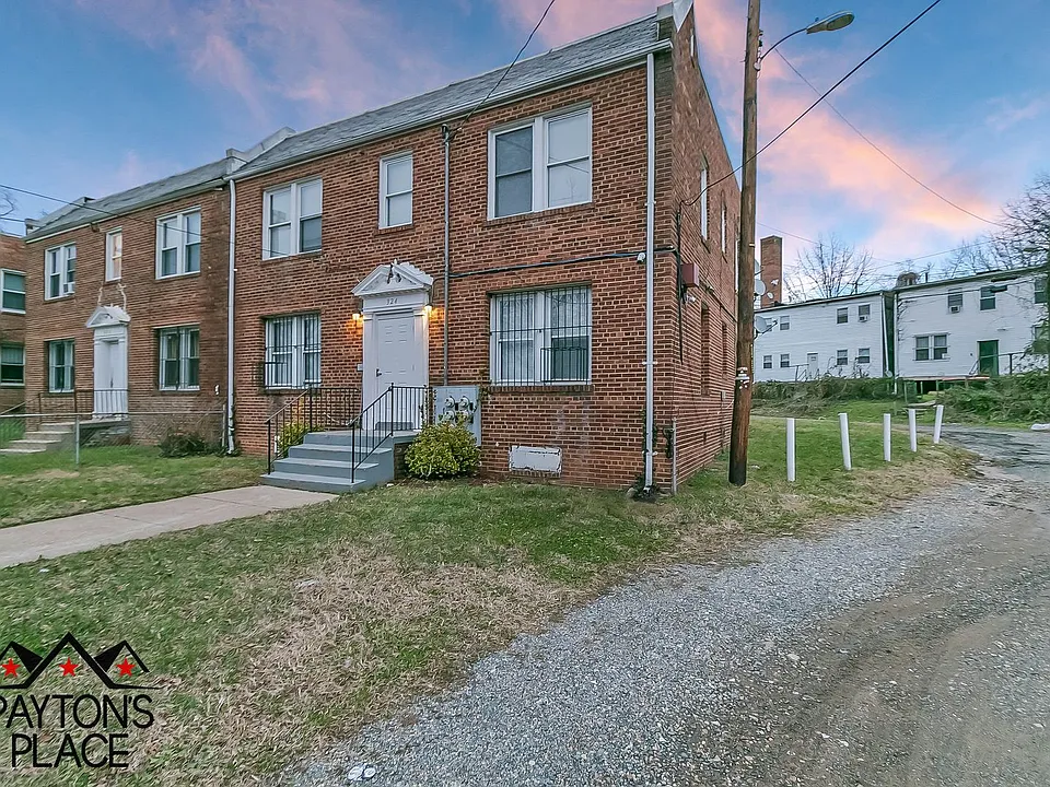 324 34th St SE