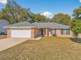 6532 Eagle Crest Dr, Milton, FL 32570