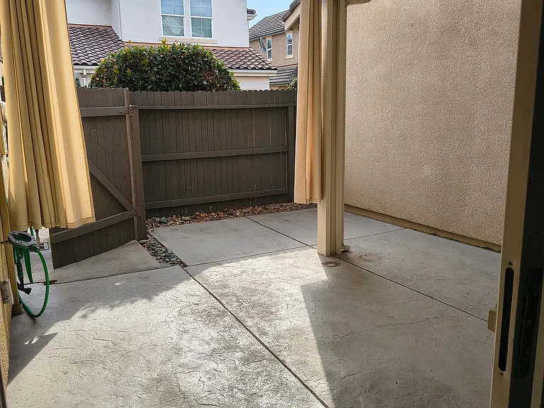 4960 Madamin Way — Photo 9