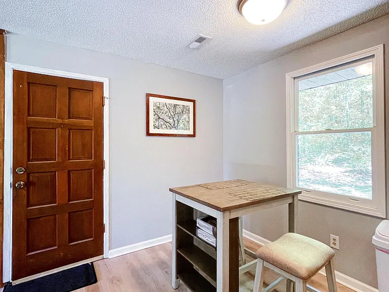 226 Flowers Ln — Photo 2