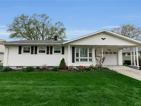 268 Evergreen Dr, Tonawanda, NY 14150