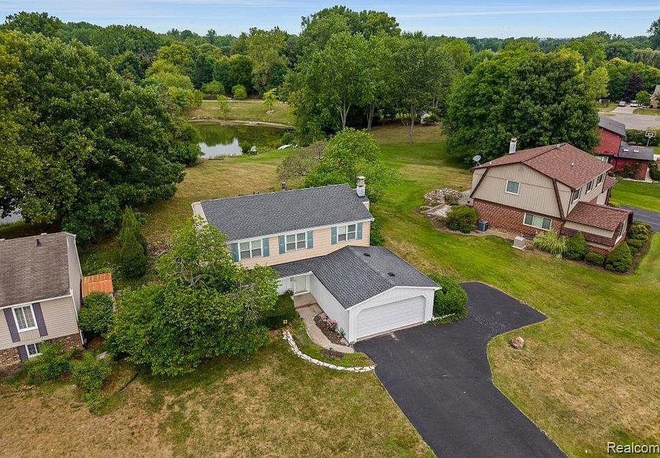 1st image of 23067 Heatherbrae Way