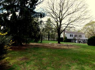 1 Catherine St S, East Northport, NY 11731