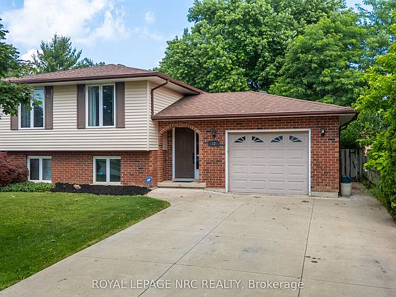 2nd image of 12 Harvest Oak Dr