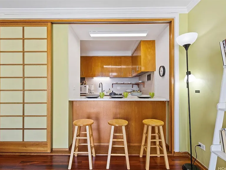 1350 Ala Moana Blvd #2711 — Photo 2