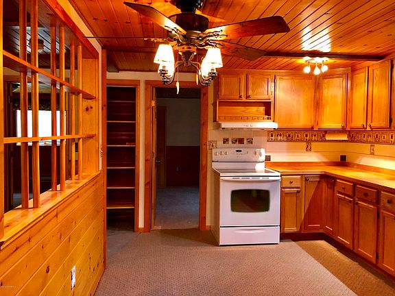 B9741CC0-9922-4FAD-BB78-7189254204A3