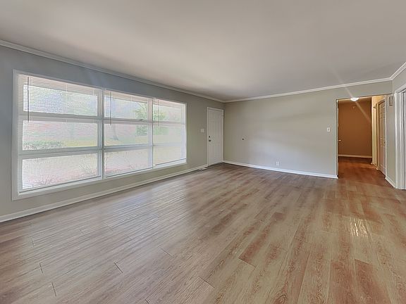 2nd image of 5007 Radnor Rd