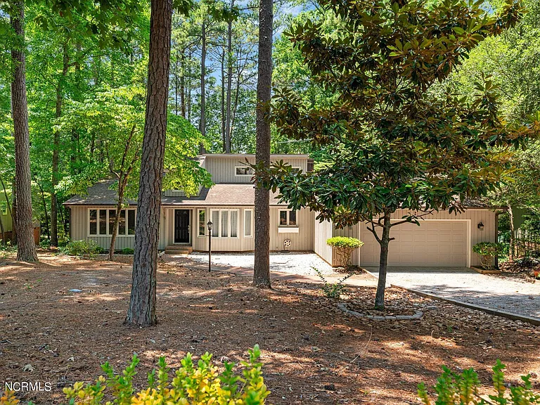 618 Chelsea Dr — Photo 38