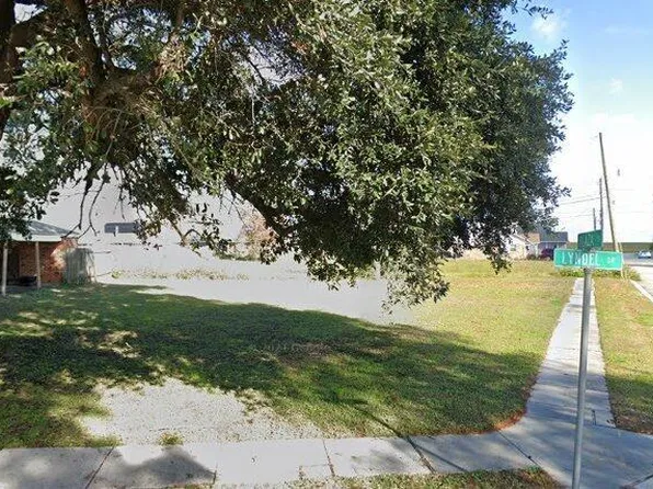 3936 Lyndell Dr, Chalmette, LA 70043