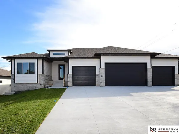 915 S Lakeview Way, Ashland, NE 68003