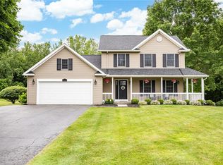 3718 Deer Meadow Run, Macedon, NY 14502